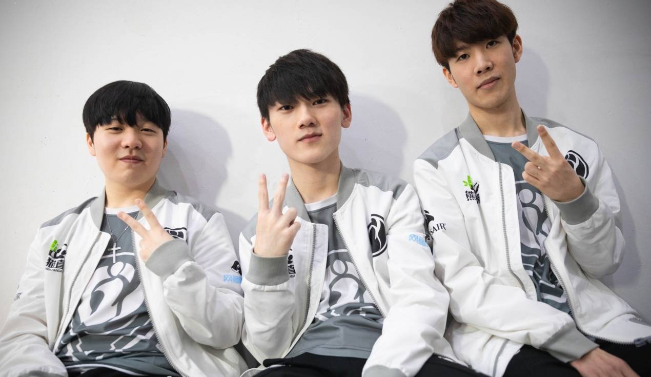 而标准化的 而标准化的