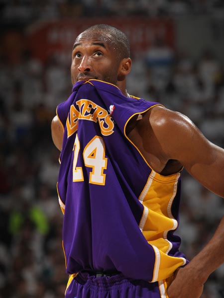 贴地打远角 贴地打远角